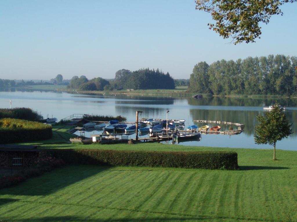 Fischerwiege Am Passader See Rum bild